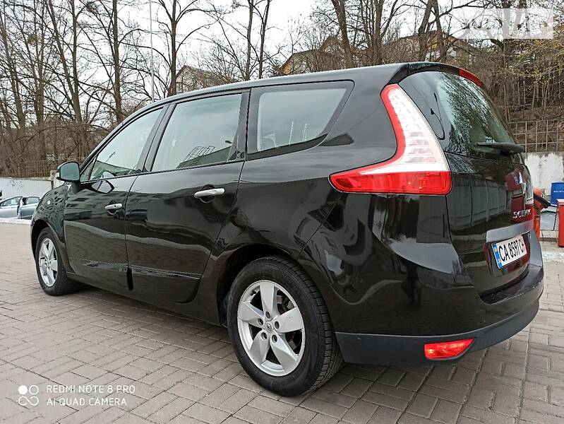 Мінівен Renault Grand Scenic 2010 в 