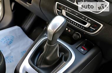 Мінівен Renault Grand Scenic 2011 в 
