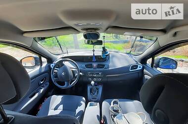 Мінівен Renault Grand Scenic 2010 в 