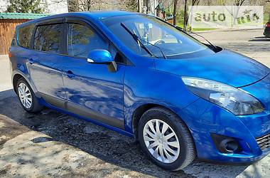 Мінівен Renault Grand Scenic 2010 в 