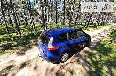 Мінівен Renault Grand Scenic 2010 в 
