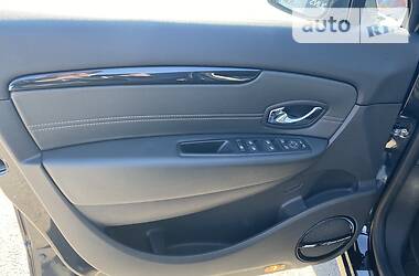 Мінівен Renault Grand Scenic 2015 в 