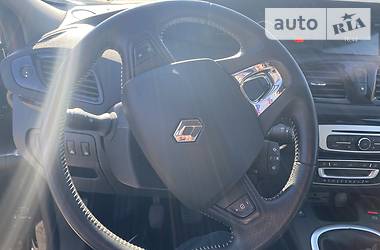 Мінівен Renault Grand Scenic 2015 в 