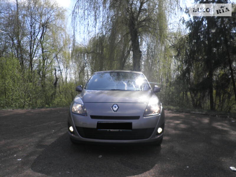 Мінівен Renault Grand Scenic 2010 в Калуші