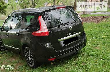 Мінівен Renault Grand Scenic 2013 в 