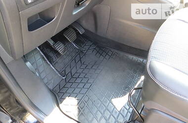 Мінівен Renault Grand Scenic 2013 в 