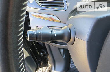 Мінівен Renault Grand Scenic 2013 в 