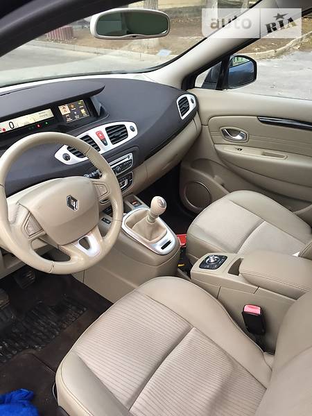 Універсал Renault Grand Scenic 2009 в Калуші фото 12 Універсал Renault Grand Scenic 2009 в Калуші