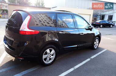 Renault Grand Scenic 2010