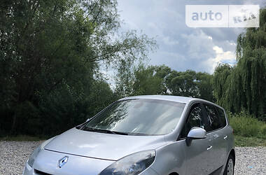 Renault Grand Scenic 2010