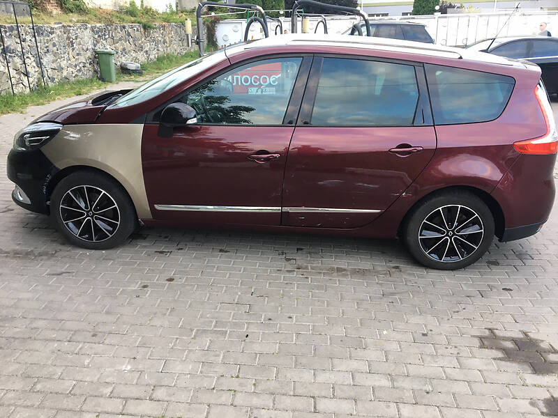 Хэтчбек Renault Grand Scenic 2013 в Ровно