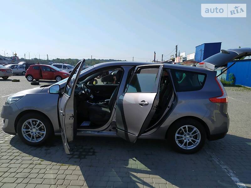 Минивэн Renault Grand Scenic 2012 в Черновцах