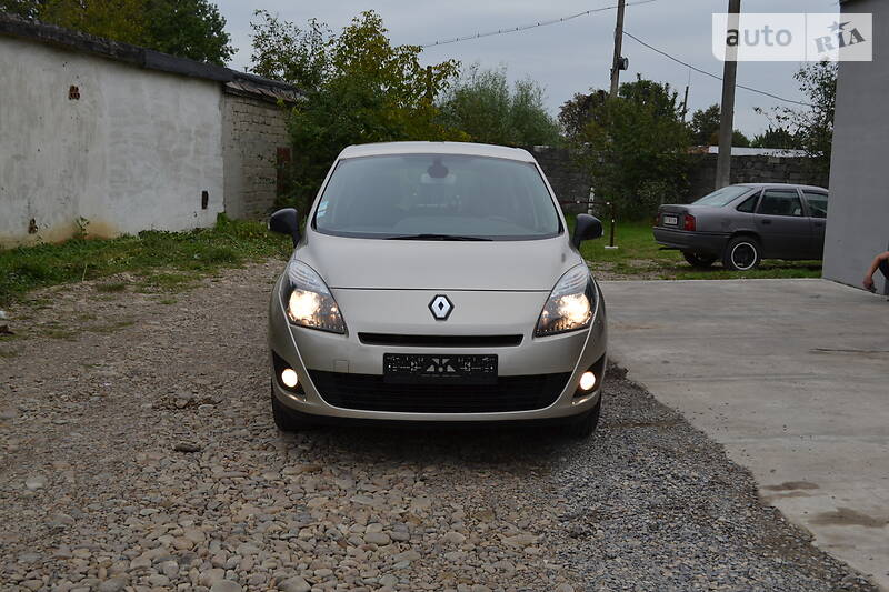 Мінівен Renault Grand Scenic 2010 в Калуші