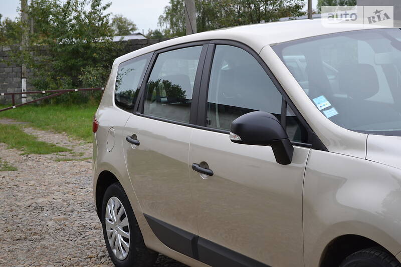 Мінівен Renault Grand Scenic 2010 в Калуші