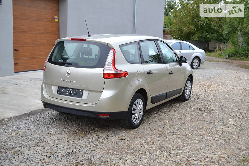 Мінівен Renault Grand Scenic 2010 в Калуші