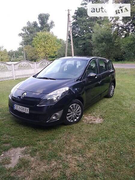 Renault Grand Scenic 2011