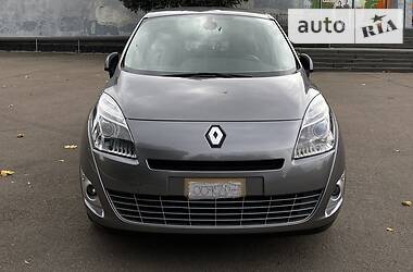 Универсал Renault Grand Scenic 2011 в Ровно