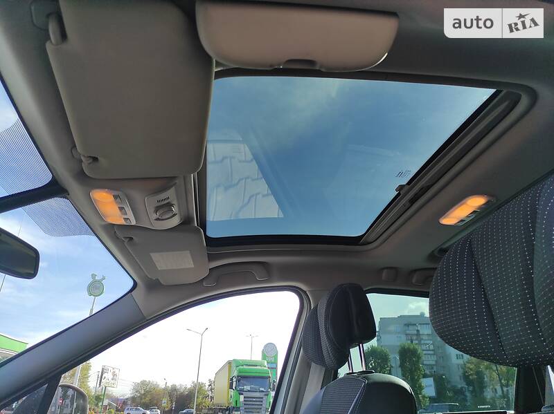 Мінівен Renault Grand Scenic 2012 в Києві