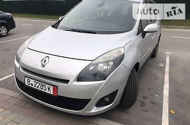 Renault Grand Scenic 2010