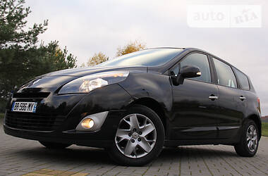 Минивэн Renault Grand Scenic 2011 в Дрогобыче