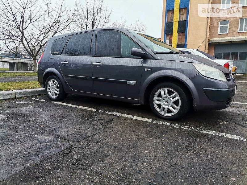 Минивэн Renault Grand Scenic 2005 в Дубно