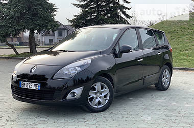 Renault Grand Scenic 2011