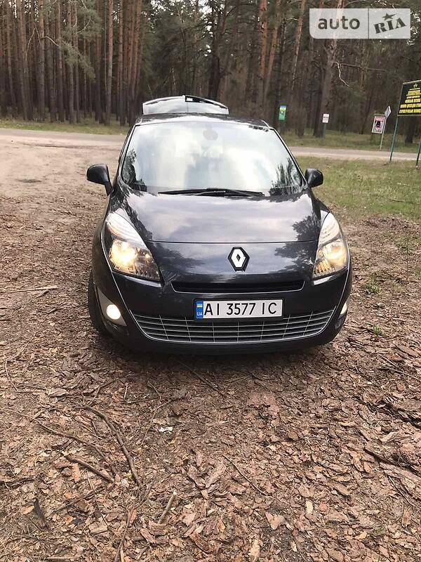 Мінівен Renault Grand Scenic 2011 в Вишгороді