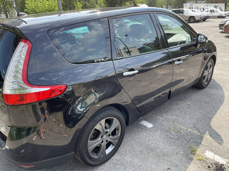 Renault Grand Scenic