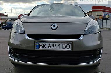Минивэн Renault Grand Scenic 2013 в Ровно
