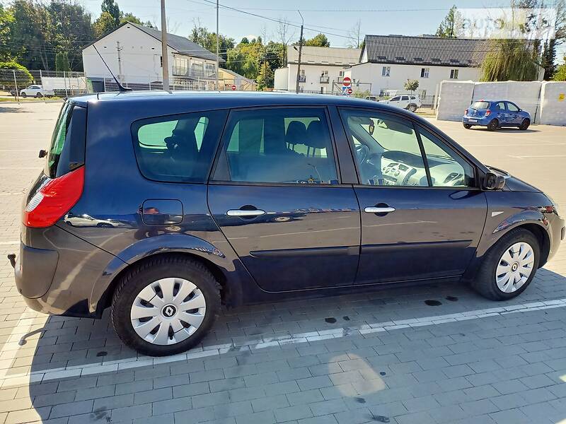 Renault Grand Scenic