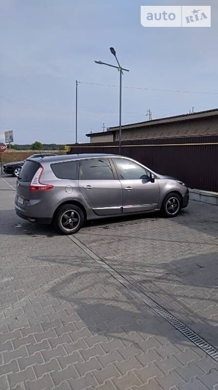 Мінівен Renault Grand Scenic 2011 в Львові