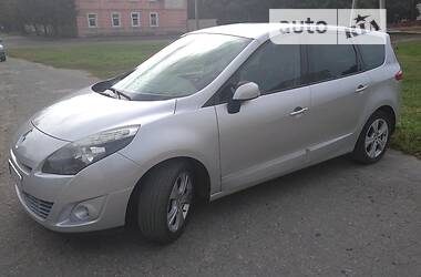 Renault Grand Scenic 2011