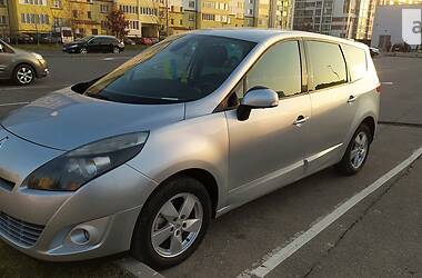 Мінівен Renault Grand Scenic 2011 в Івано-Франківську