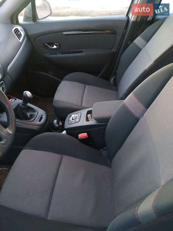 Минивэн Renault Grand Scenic 2015 в Виннице