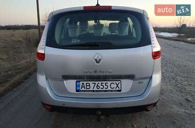 Минивэн Renault Grand Scenic 2015 в 