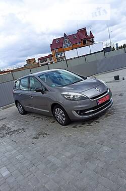 Renault Grand Scenic 2012