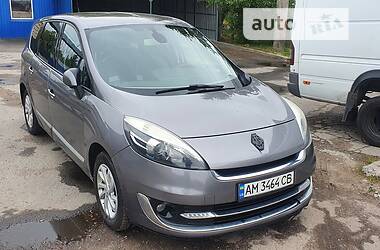 Renault Grand Scenic 2012