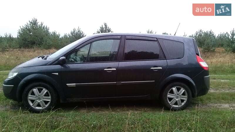 Renault Grand Scenic 2005