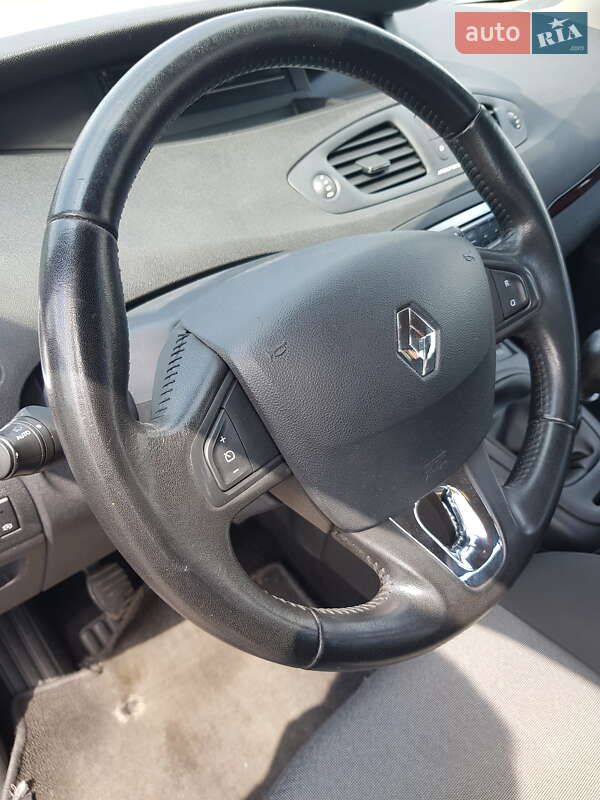 Мінівен Renault Grand Scenic 2013 в Кривому Розі фото 11 Мінівен Renault Grand Scenic 2013 в Кривому Розі