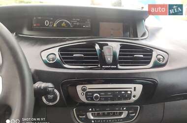 Минивэн Renault Grand Scenic 2012 в 