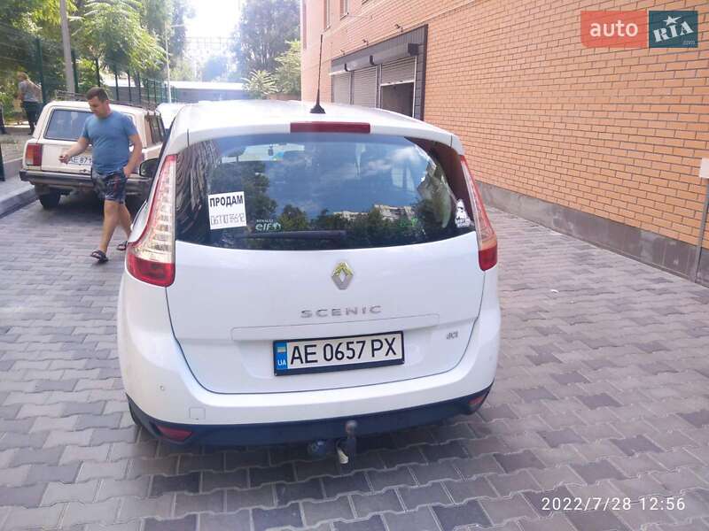 Минивэн Renault Grand Scenic 2010 в Днепре