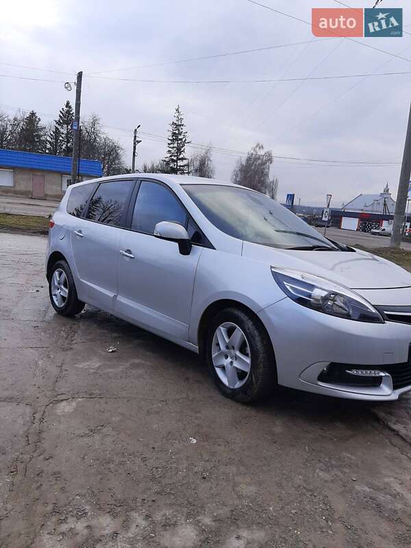 Мінівен Renault Grand Scenic 2015 в Новій Ушиці