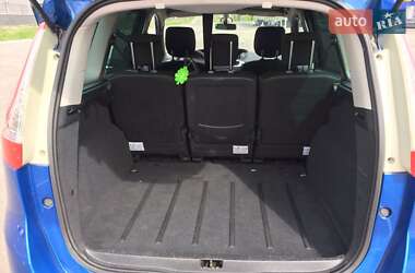 Минивэн Renault Grand Scenic 2009 в 