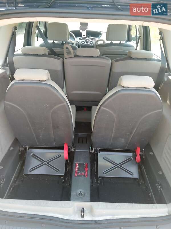 Минивэн Renault Grand Scenic 2004 в Сумах