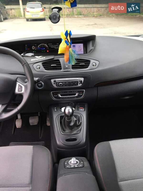 Минивэн Renault Grand Scenic 2013 в Калуше