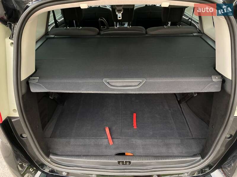 Мінівен Renault Grand Scenic 2012 в Луцьку