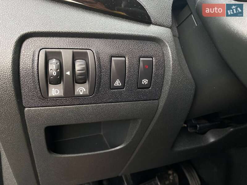 Мінівен Renault Grand Scenic 2012 в Луцьку