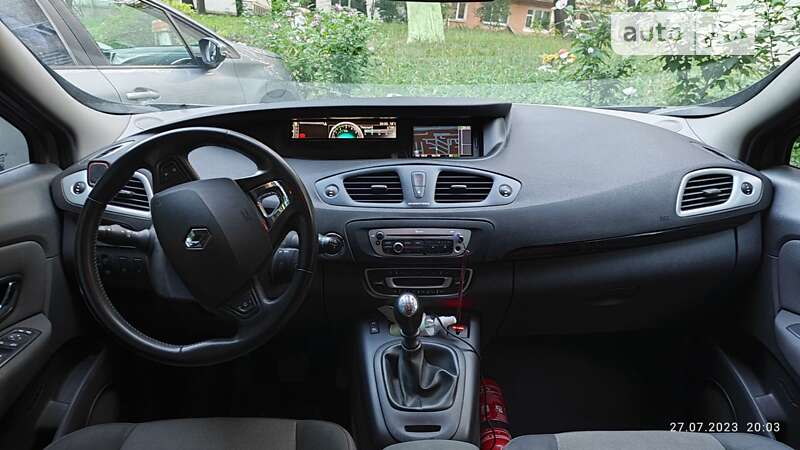 Мінівен Renault Grand Scenic 2013 в Чернівцях