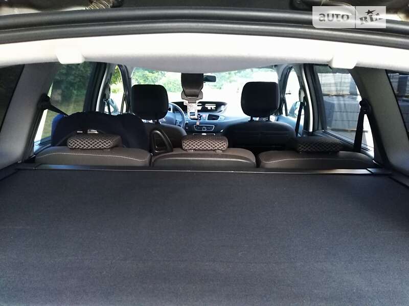 Мінівен Renault Grand Scenic 2011 в Івано-Франківську