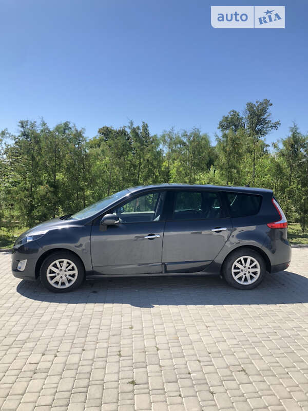 Минивэн Renault Grand Scenic 2010 в Киеве